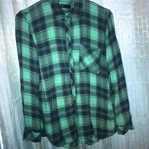 Long sleeve plaid button down